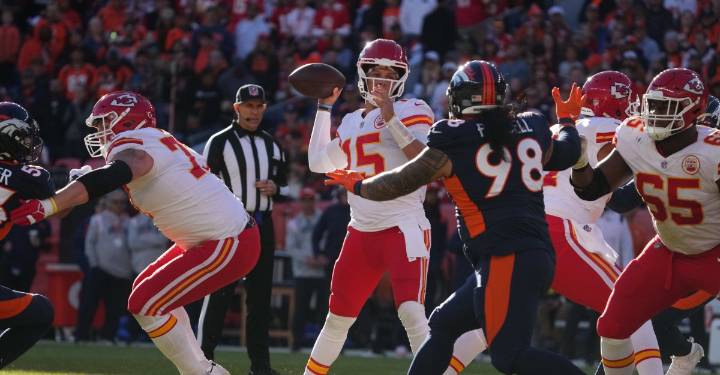 NFL Week 11: Late afternoon games open thread