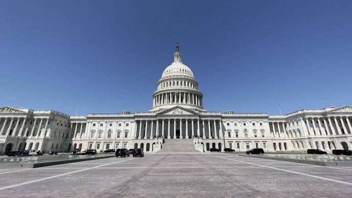 Senado estadounidense llega a un acuerdo bipartidista para avanzar hacia la reapertura del Gobierno federal