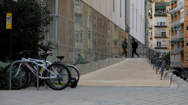 Un ciclo reivindica en Granada la libertad creativa de la Escuela Oficial de Cine