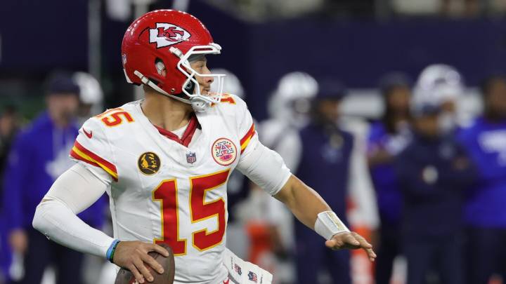 Patrick Mahomes: We have to win every game and hope that's enough