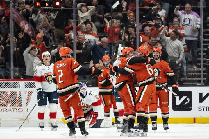 Cutter Gauthier has 1st hat trick in 4-point night to send surging Ducks past Panthers, 7
