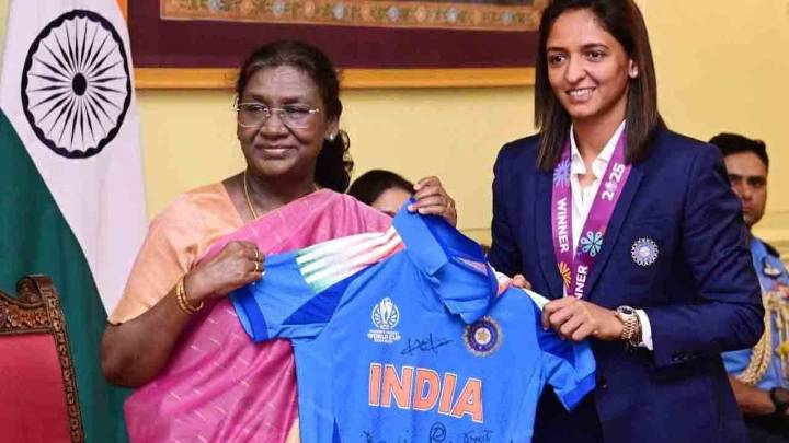 President Murmu Praises ICC Women’s Cricket Team