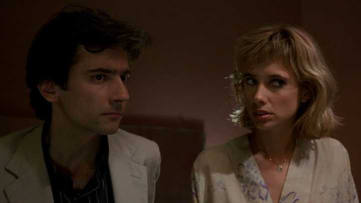 Iba a dirigirla Tim Burton, pero al final fue Scorsese quien cogió el timón de esta comedia de humor negro que pocos recuerdan, y la tienes en streaming