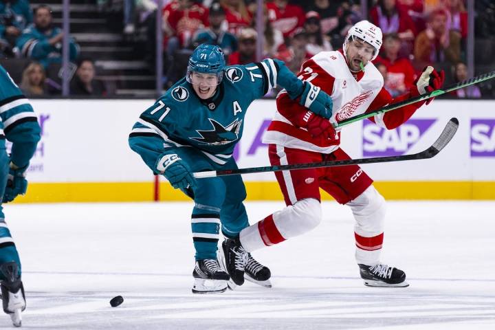 Deadspin | Red Wings finally put away resilient Sharks for shootout victory