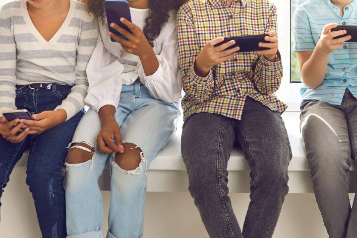 Teenagers turn to chatbots as they find it easier than talking to humans