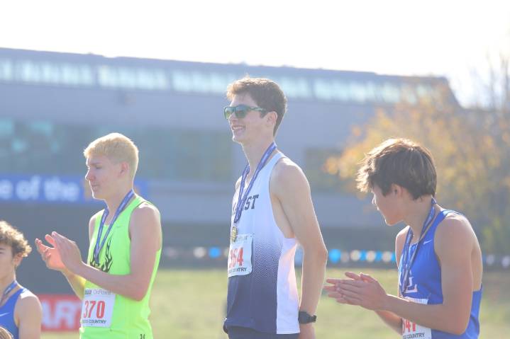 Marist Catholic’s Corbin Sage wins individual gold, La Grande wins Class 4A boys cross country team title