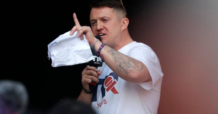 Tommy Robinson Supports Labours Illegal Immigration Cuts