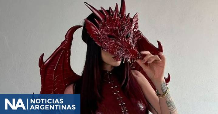 La Joaqui se vistió de “dragona” por Halloween y Luck Ra bromeó: “Nos faltan cuatro bebés dragoncitos”