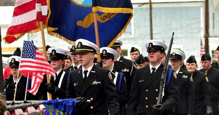 Shinnston Veterans Day celebration draws crowds in spite of cold