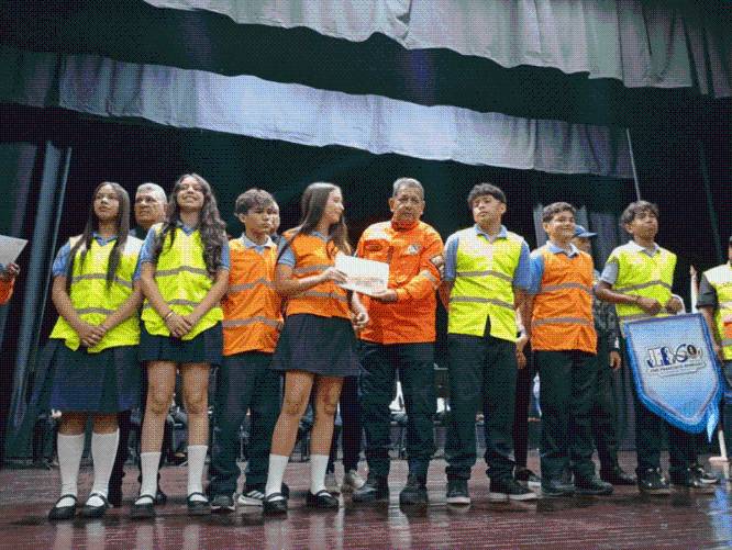PC juramentó brigadas escolares y una comunitaria como parte de su aniversario en Bermúdez