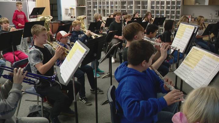 Yelm levy trailing as district prepares for possible cuts