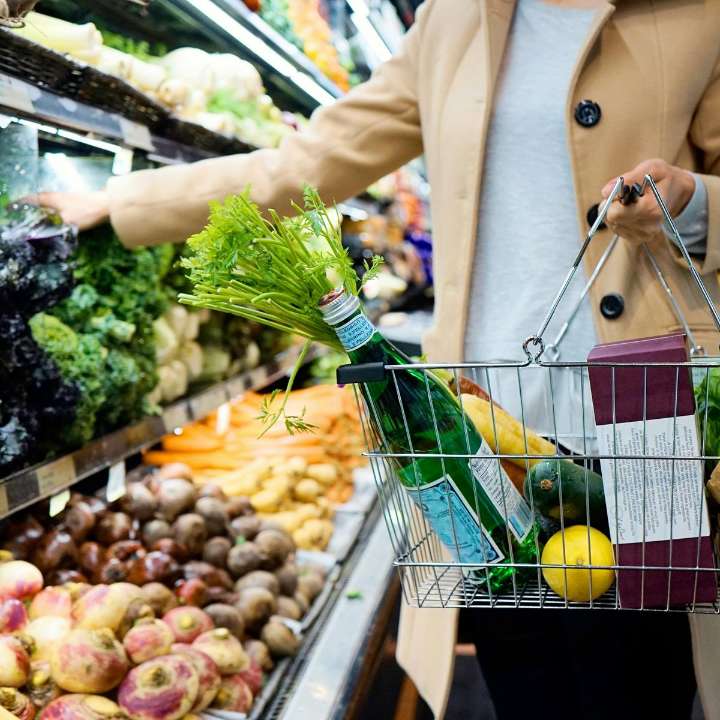 Grocery Store Germs: Ranking the 9 Filthiest Things You Touch