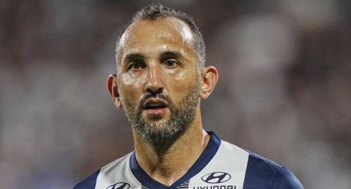 Mientras define su continuidad en Alianza Lima: el curioso equipo que pretende a Hernán Barcos