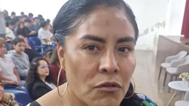 Eufrosina Cruz llama a jóvenes de la Prepa 3 a erradicar normalización de la violencia