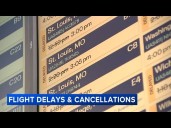 More than 700 flights canceled at Chicago airports Monday amid government shutdown, AM snowfall