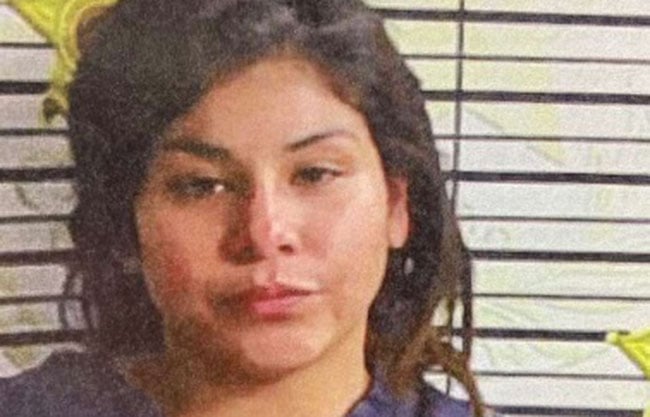 Aprehenden a mujer buscada con varias órdenes de arresto en Eagle Pass