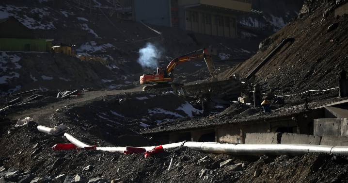 Economía se desacelera en el tercer trimestre principalmente por minería, pero inversión alcanza su mayor nivel desde 2019