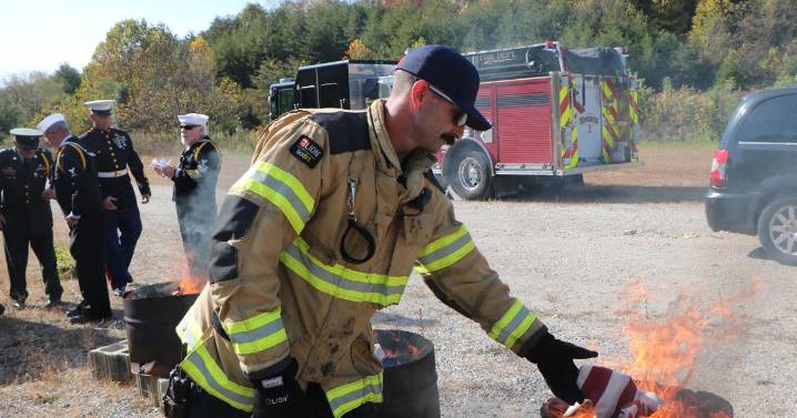 American Legion ceremony gives proper send-off to used U.S. flags