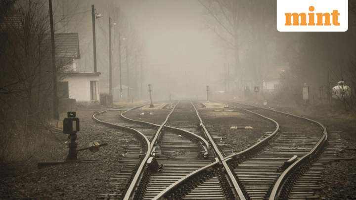 How to ensure lower berths for senior citizens: TTE shares hack