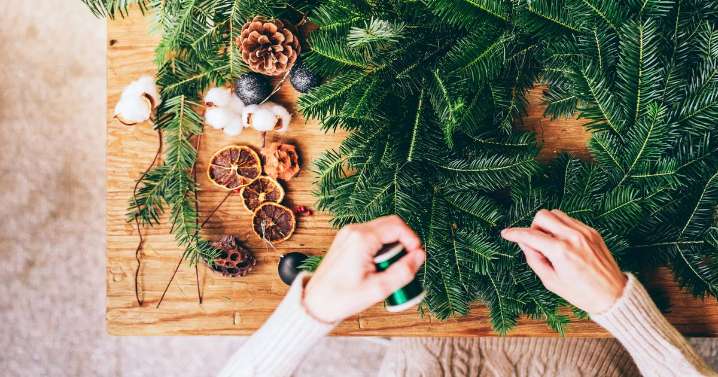 Dragons' Den's Sara Davies shares Christmas wreath hack using common household item