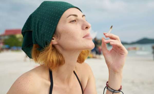 Verano 2026: habrá multas por fumar en las playas de Mar del Plata