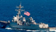 El destructor estadounidense USS Jason Dunham regresa a su puerto base tras 91 días de despliegue en el Caribe