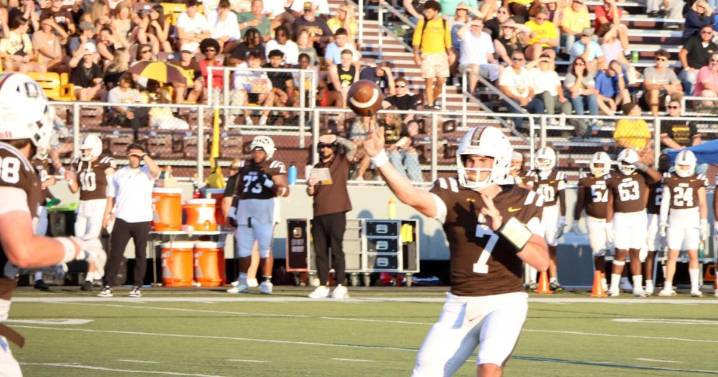 QU's Little, Vaughn win GLVC awards