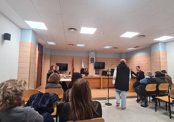 Las vejaciones de las trabajadoras en la residencia Alborada de Torrelavega se quedan en multas de entre 180 y 900 euros