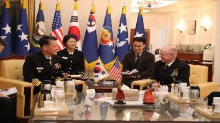 Corea del Sur: expertos advierten riesgo de conflicto en la región por plan militar con EE.UU.