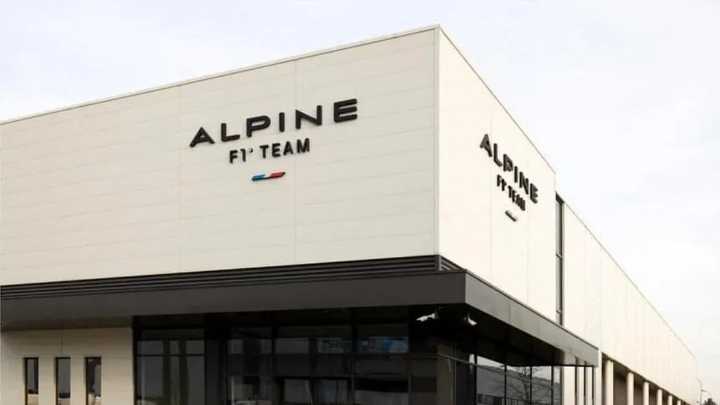 Alpine denunció que dos personas entraron a la noche a su fábrica