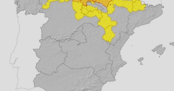 UK tourists in Spain issued rare snow warning ahead of 'perilous' 10 inch blast