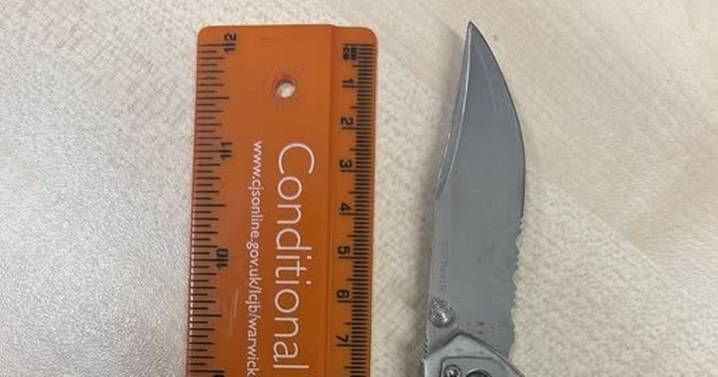 Police seize knife after stopping 'suspicious' driver
