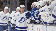 Guentzel breaks tie in 3rd, Lightning edge Mammoth for 5th straight win