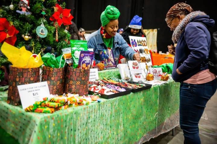 Navy Yard to host holiday market