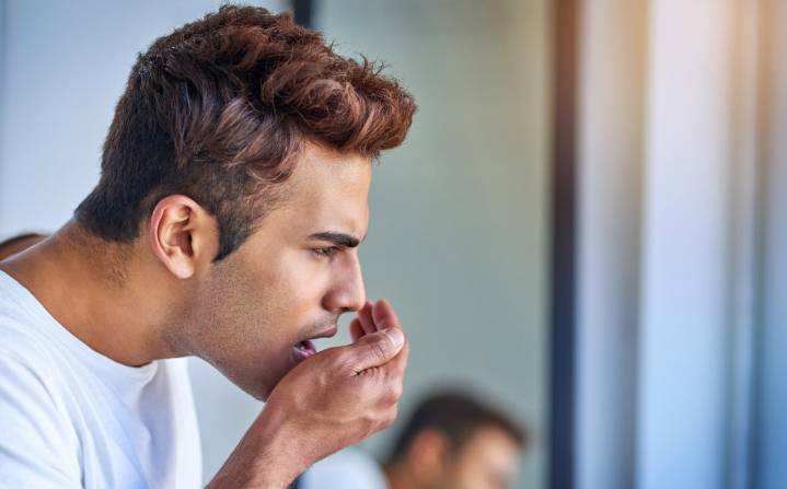 ¡Nadie está a salvo! Remedios caseros para prevenir y aliviar el mal aliento