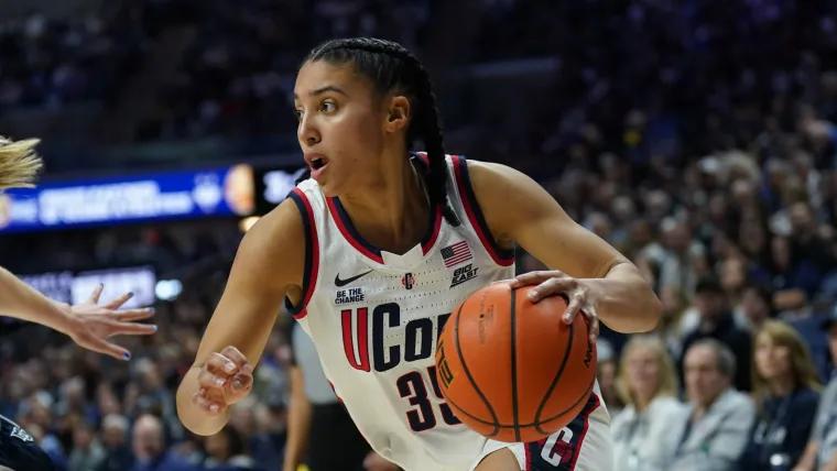 Azzi Fudd shines as UConn dominates Florida State in banner night