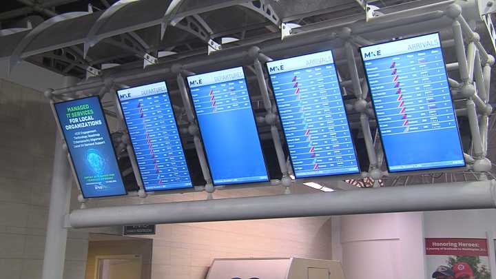 Milwaukee flyers brace for more hours-long delays as FAA plans to cut flights amid staffing shortages