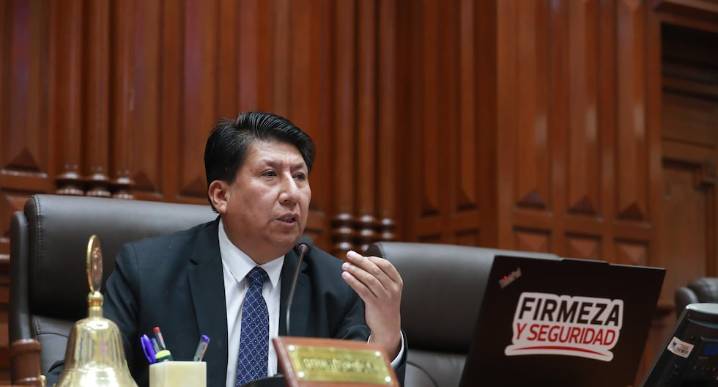 Waldemar Cerrón: Presentan moción de censura en su contra por permitir que Raúl Noblecilla defienda a Betssy Chávez