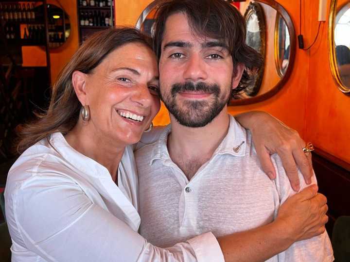 La pasión, la diversión y la excelencia transmitida por la sangre: Verónica Cangemi y su hijo Joaquín cantarán ópera juntos