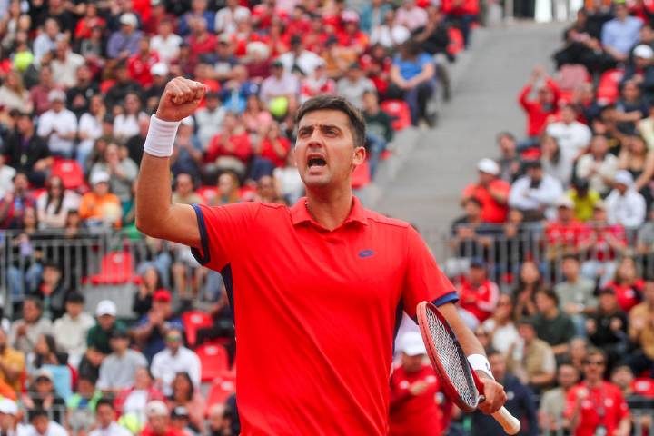 VIDEO. Tomás Barrios toca el cielo en Lima: gana su tercer título en el año y roza el top 100 del Ranking ATP