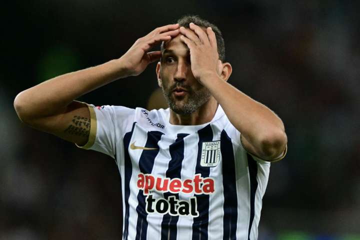 ¿Hernán Barcos se va de Alianza Lima? Días claves definirán el futuro del ‘Pirata’