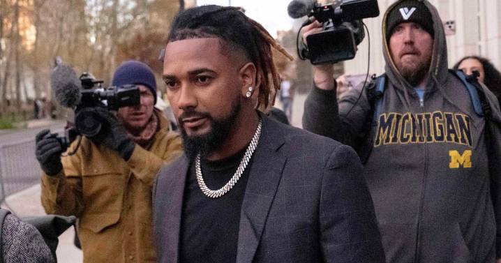 Cleveland Guardians' Emmanuel Clase arrested at JFK airport, pleads not guilty in pitch rigging case