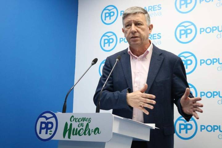 El Colegio de Médicos de Huelva pide a un senador del PP que rectifique tras señalar a los facultativos por los cribados