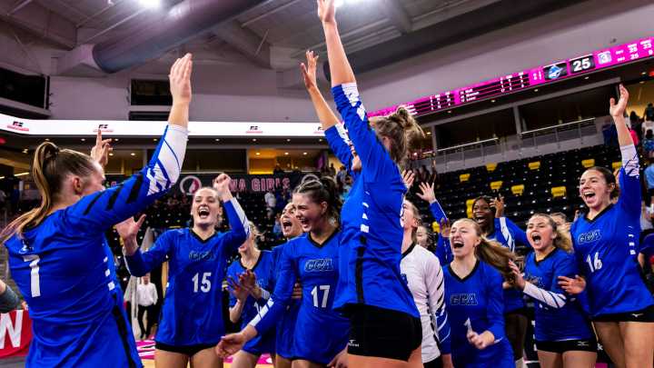 Photos from Iowa high school volleyball Class 4A state quarterfinals