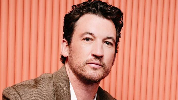 'SNL': Miles Teller Channels 'Property Brothers' in White House Makeover