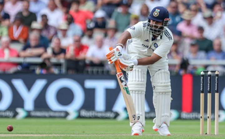 India A fumble despite Pant’s 90; need 59 to win with 3 wickets in hand