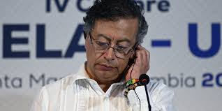 Gobierno de Colombia realizó un bombardeo que dejó 19 miembros de un grupo guerrillero muerto