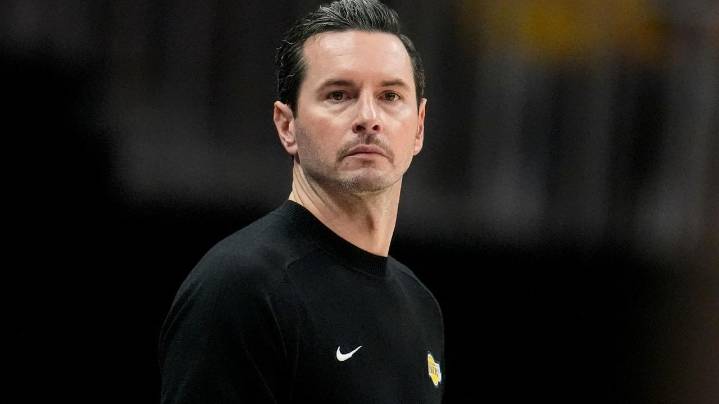 Frustrated Lakers coach JJ Redick keeps postgame comments brief after loss to Hawks