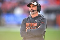 Report: Browns Taking Confusing Approach to Trade Deadline