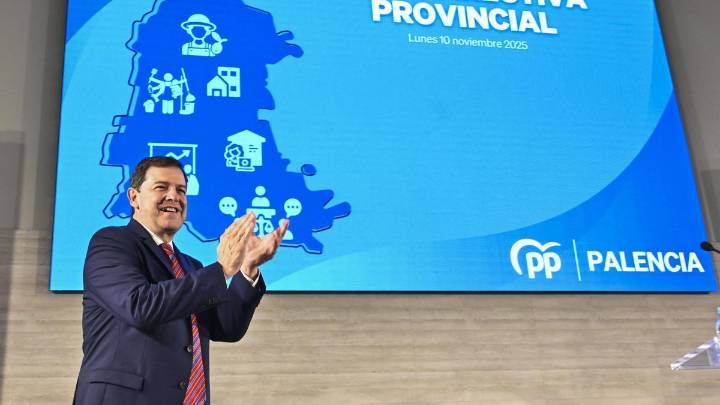 Mañueco acusa a PSOE y Vox de torpedear el futuro de CyL al obstaculizar los presupuestos